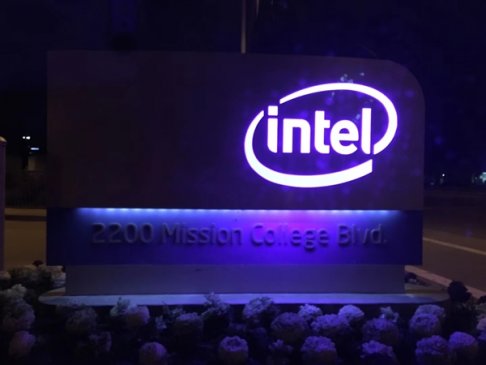 数据中心引领增长 Intel发布2017年Q4及全年财报