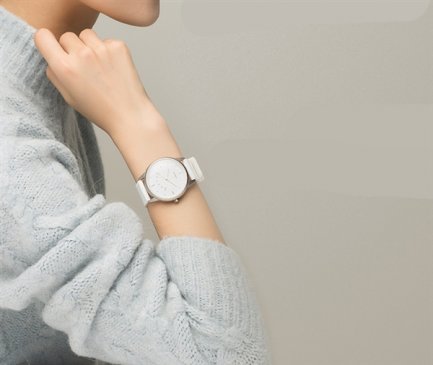 续航12个月 联想Watch 9智能手表开卖