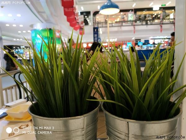 小米Max 3上手：6.9寸屏单手可握 5500mAh续航超长