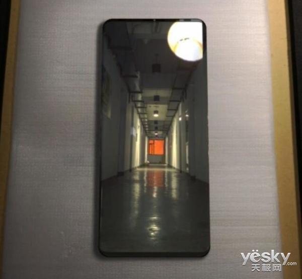 下半年三大机皇：新iPhone/华为Mate20/三星Note9谁上C位？