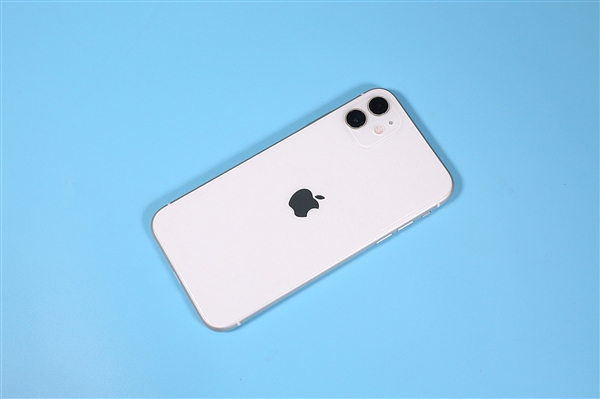 iOS 13.1泄密：苹果将为iPhone 11发布智能电池壳