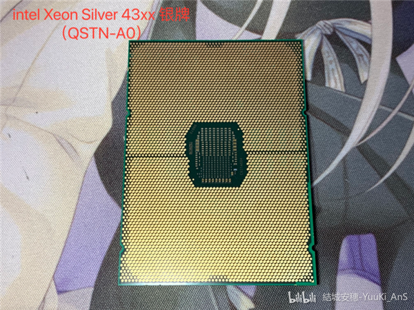 Intel 10nm 14核心样品跑分首曝：全核不到2.0GHz