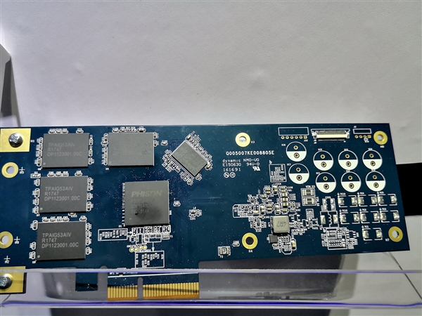 影驰首秀超级SSD：全新主控＋8TB！