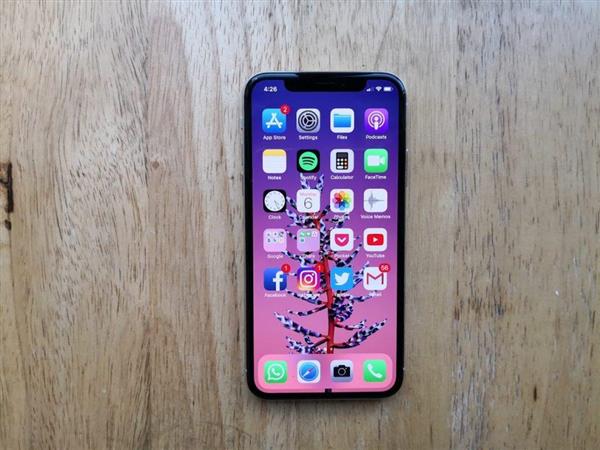 《福布斯》评2017年度最佳手机：华为Mate 10 Pro登顶 iPhone X仅第三