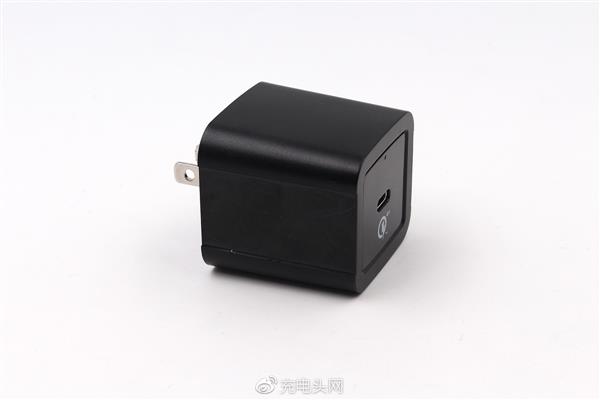 高通QC4+充电器测试：表现太惊艳