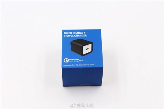 高通QC4+充电器测试：表现太惊艳