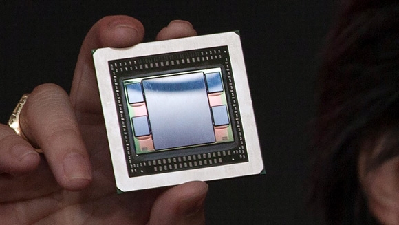 Intel FPGA全球首次集成HBM：带宽暴增10倍