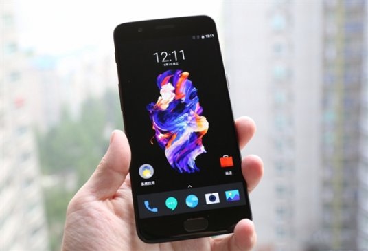 一加5系统更新开始推送：修复Bug 新增面部识别