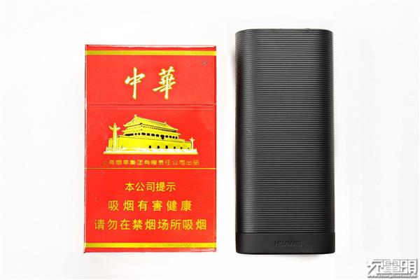 华为6700mAh迷你移动电源拆解实测：完美平衡