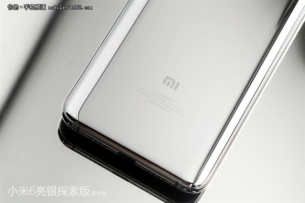 各具特色 2017年手机圈非典型性年度盘点