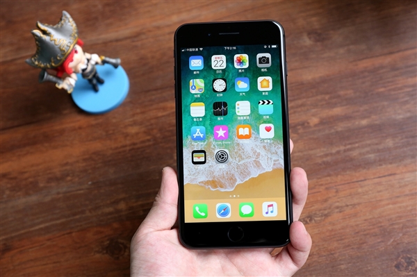 坑！iPhone 6/6S升iOS 11.2.2后性能大幅缩水：新机没事