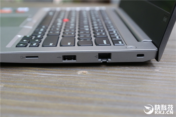 5499元起！联想ThinkPad E480开箱图赏：小红点经典依旧