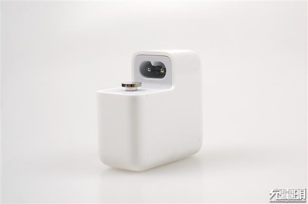 扒开产业真相：四款热销30W USB PD充电器拆解大比拼