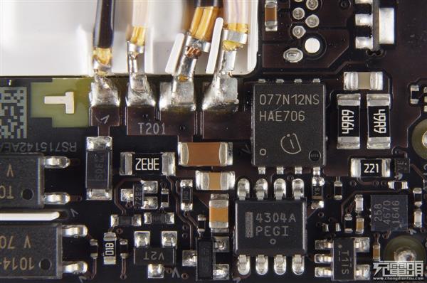 扒开产业真相：四款热销30W USB PD充电器拆解大比拼