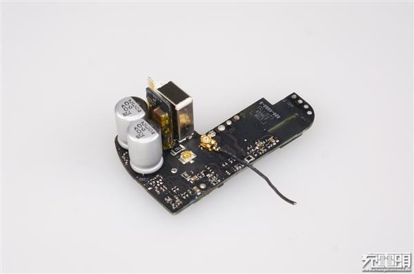 扒开产业真相：四款热销30W USB PD充电器拆解大比拼
