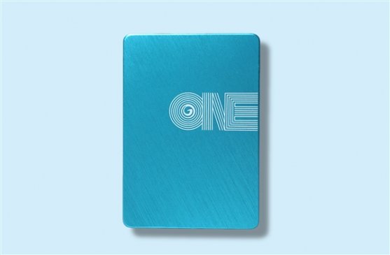 金属外壳＋东芝闪存 影驰新发ONE 240G SSD