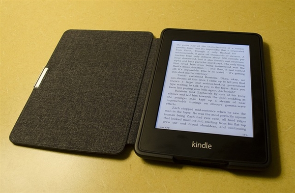 手机明明能看电子书 为什么有那么多人买Kindle？