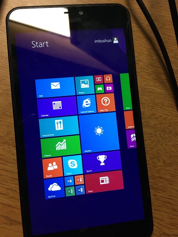 Lumia 640成功运行Windows RT 8.1：开始按钮感动Cry