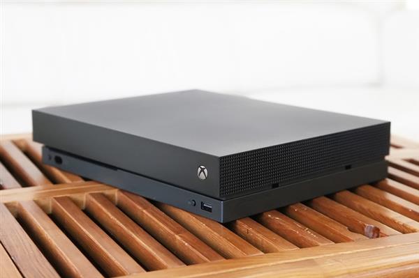 3999元值不值？微软Xbox One X游戏机<a href='https://www.ivipi.com/pc/' target='_blank'><u>体验</u></a>