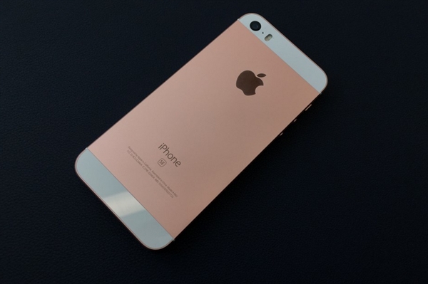 痛哭！新一代iPhone SE曝光：苹果要放弃更新