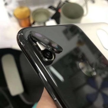 代价太高！iPhone X摄像头掉落维修费4700元