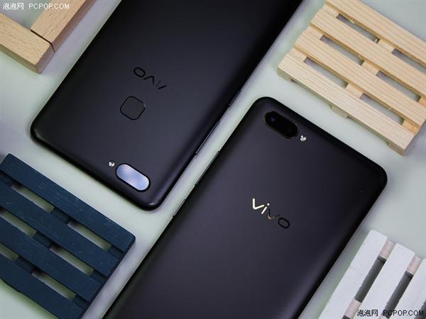 vivo X20 Plus屏幕指纹版<a href='https://www.ivipi.com/pc/' target='_blank'><u>体验</u></a>：贴膜会怎样？
