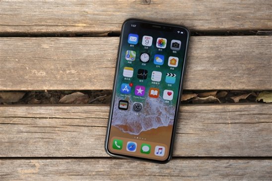 iPhone X立功 苹果上季度收入占据智能手机行业51%