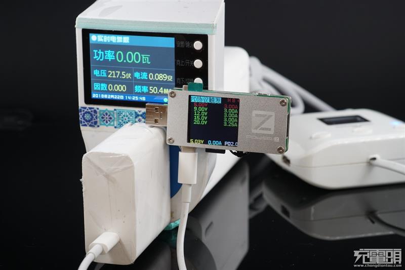 229元！智米车载逆变器拆解：12V转220V