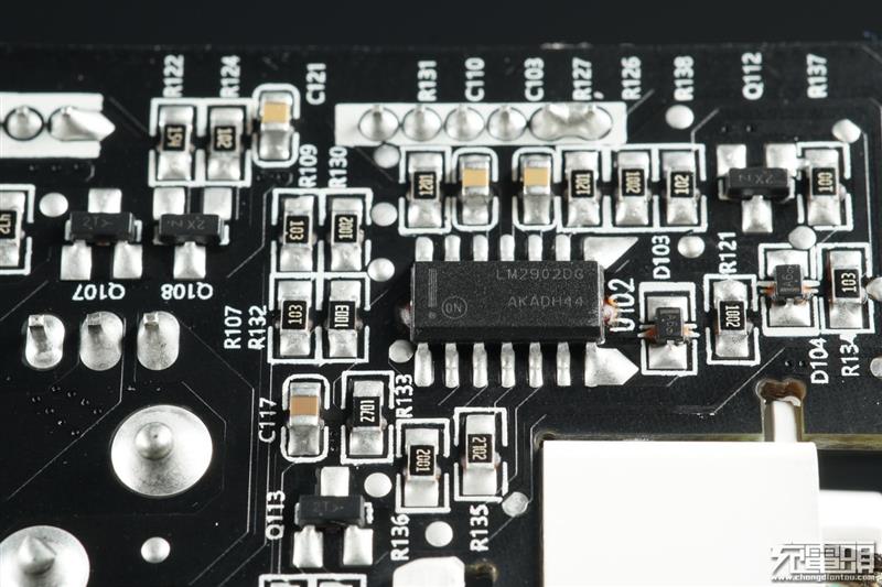 229元！智米车载逆变器拆解：12V转220V