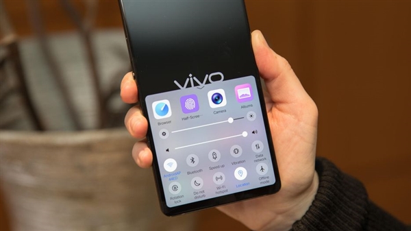 vivo APEX高清真机图赏：三大特色必然与众不同