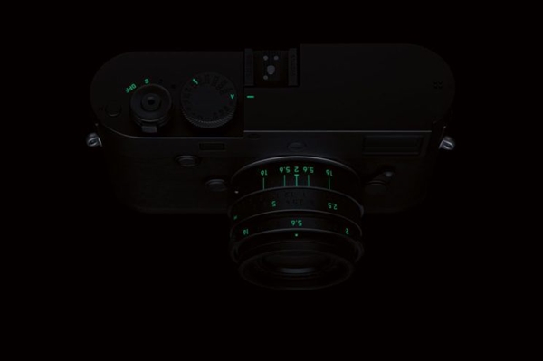 <a href='www.leica-camera.com/' target='_blank'><u>徕卡</u></a>推“夜光”限量版M Monochrom相机 售价99837元