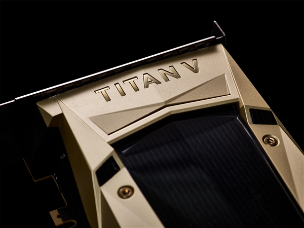 2.3万元！Titan V显卡国行版预售：真卡皇