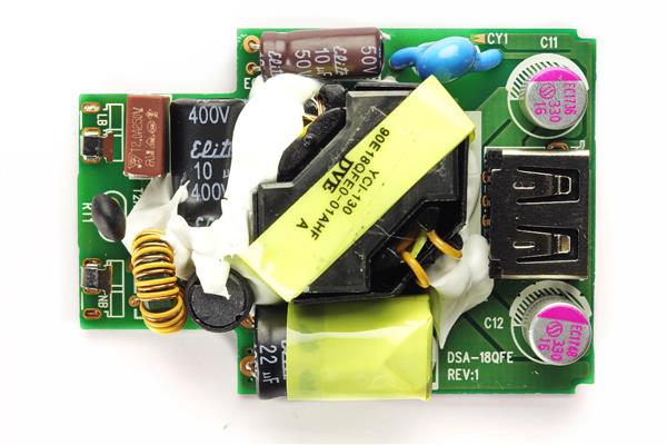 诺基亚7原装充电器解： 国产芯片进入一线供应链