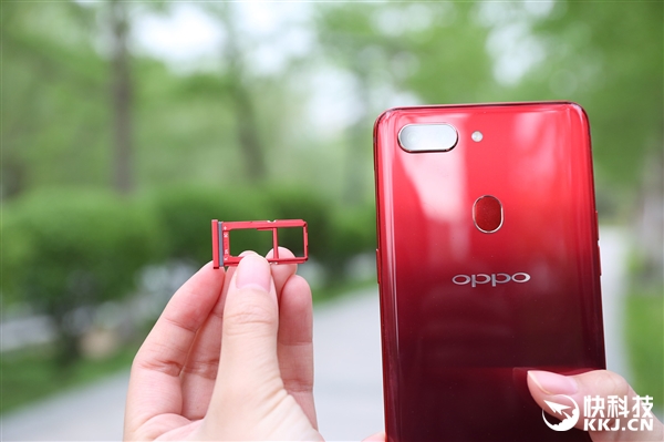 OPPO R15梦境红版开箱图赏：这颜值一眼心动