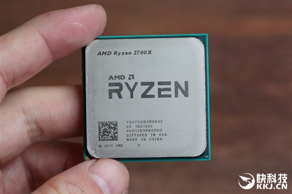 8核4.3GHz！AMD Ryzen 7 2700X开箱图赏