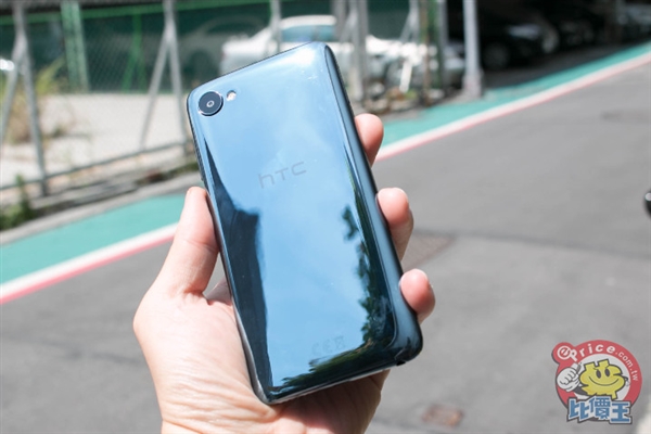 HTC Desire 12将于5月1日开售：1600元