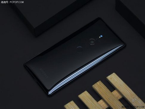 索尼Xperia XZ2上手：造型精美 相机给力