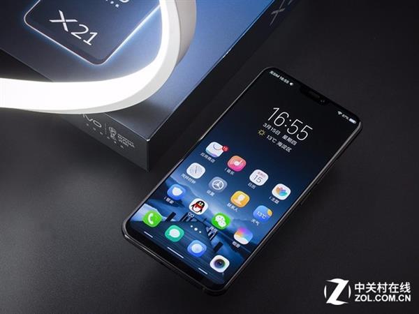 vivo X21黑金屏幕指纹版上手：四金线诠释极致轻奢