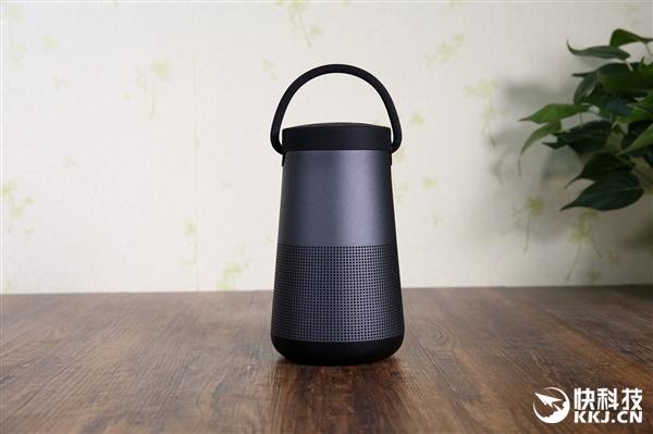 BOSE SoundLink Revolve+音箱图赏：提手抢眼