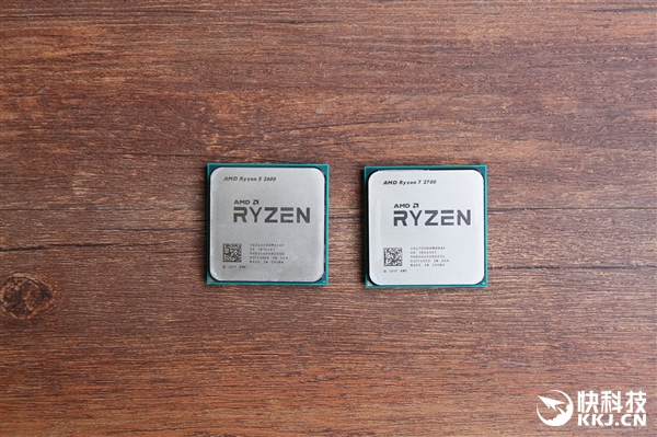 8核4.1GHz！AMD Ryzen 7 2700开箱图赏