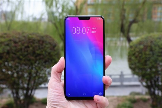 vivo X21i证件照出炉：联发科P60+6G内存