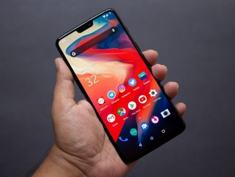 流畅度测试：一加6比iPhone X快多了