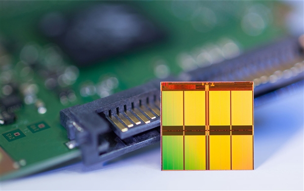 4.6亿元！长江存储喜迎第一台光刻机：可造14nm 3D闪存