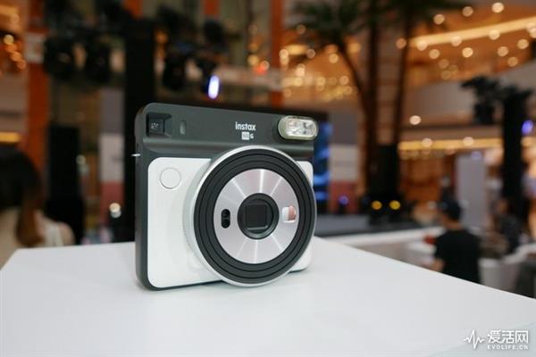 遇见富士方形相机instax SQ6 今天你“方了”吗？