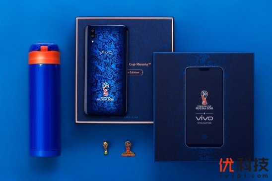 vivo X21世界杯非凡版典藏蓝真机：颜值、情怀都满分