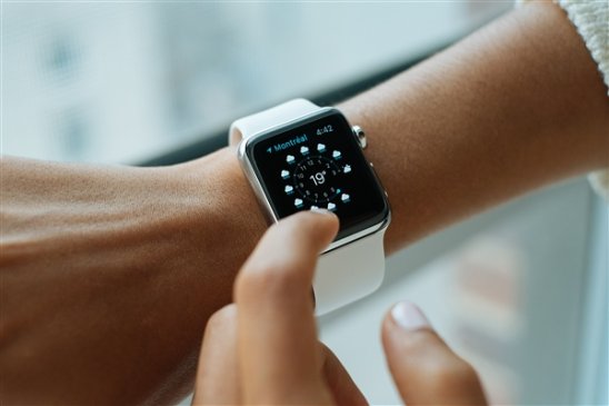 苹果watchOS 5发布：手表支持互发语音