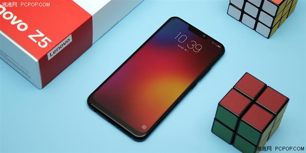 时尚外观+出色手感 新国民旗舰联想Z5外观解析