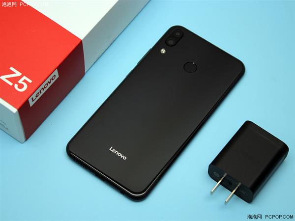 时尚外观+出色手感 新国民旗舰联想Z5外观解析