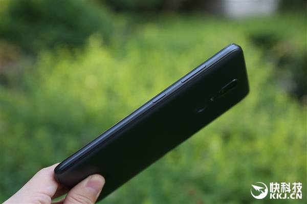 499元全面屏 国美Fenmmy Note开箱图赏