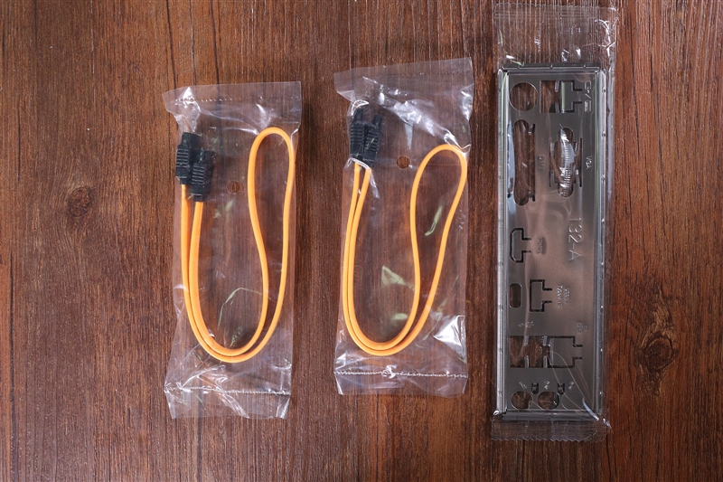 挑战性价比极限！铭瑄挑战者B360M评测：双M.2+USB3.1 Type-C